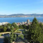 Espacioso Piso Con Garaje Cerca Del Centro De Vigo